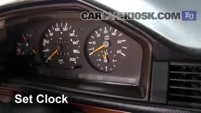 1995 Mercedes-Benz E250 2.5L 5 Cyl. Diesel Clock Set Clock